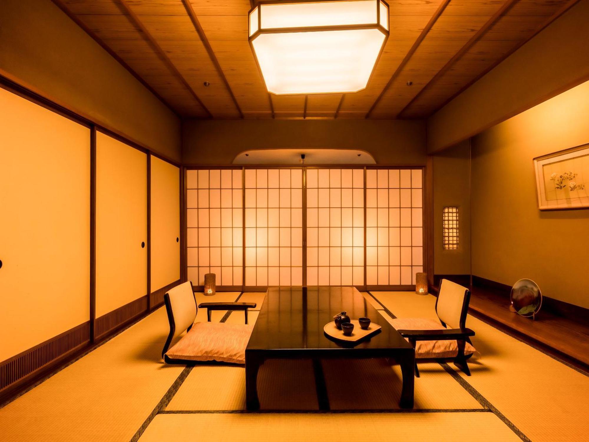 Ooedo Onsen Monogatari Premium Saiki Bekkan Misasa Habitación foto