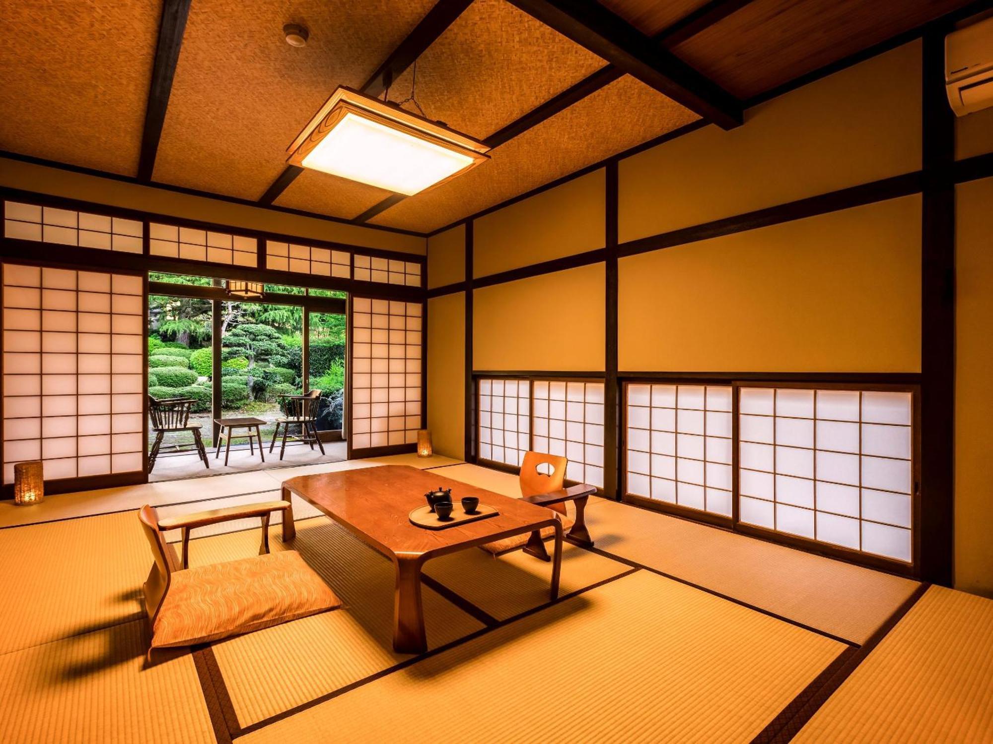 Ooedo Onsen Monogatari Premium Saiki Bekkan Misasa Habitación foto