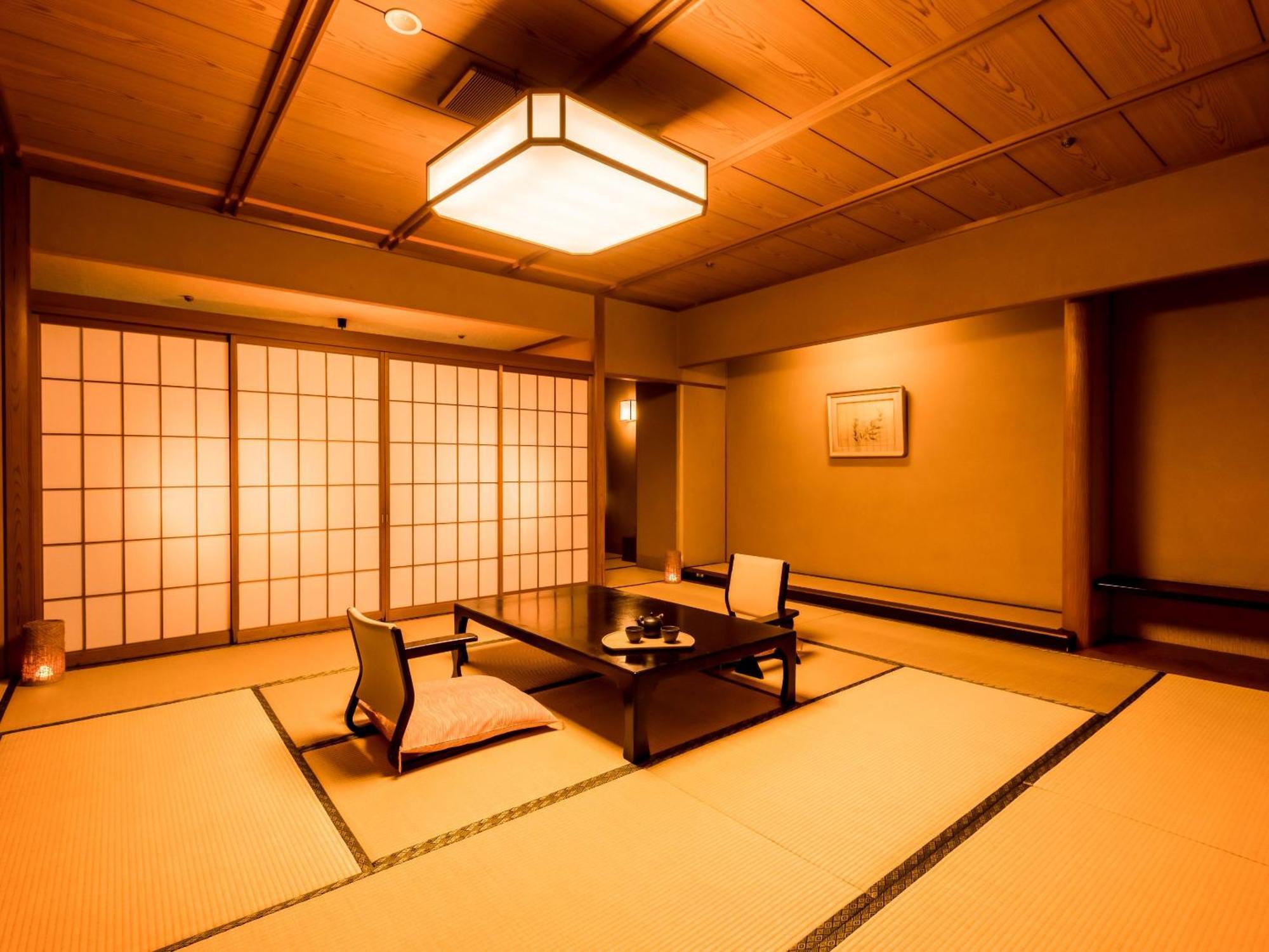 Ooedo Onsen Monogatari Premium Saiki Bekkan Misasa Habitación foto
