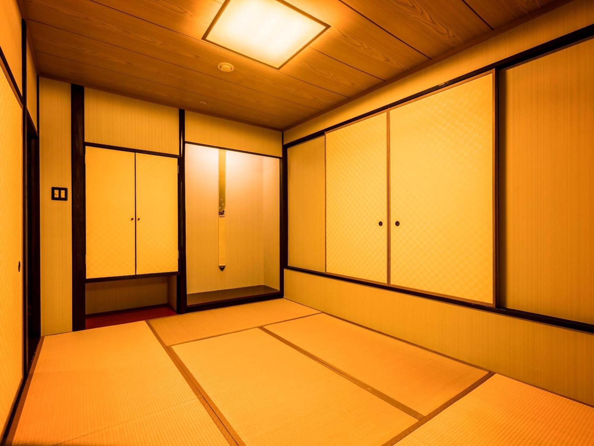 Ooedo Onsen Monogatari Premium Saiki Bekkan Misasa Habitación foto